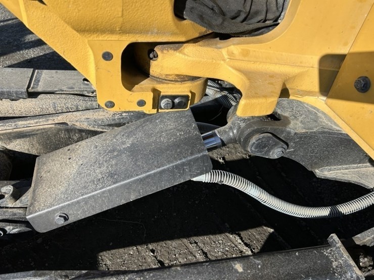 2024-caterpillar-303.5-image-15
