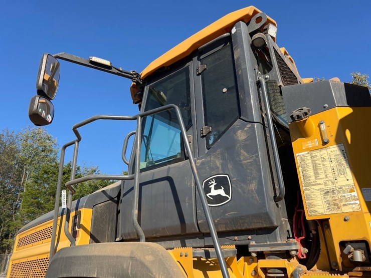 deere-260e-image-25