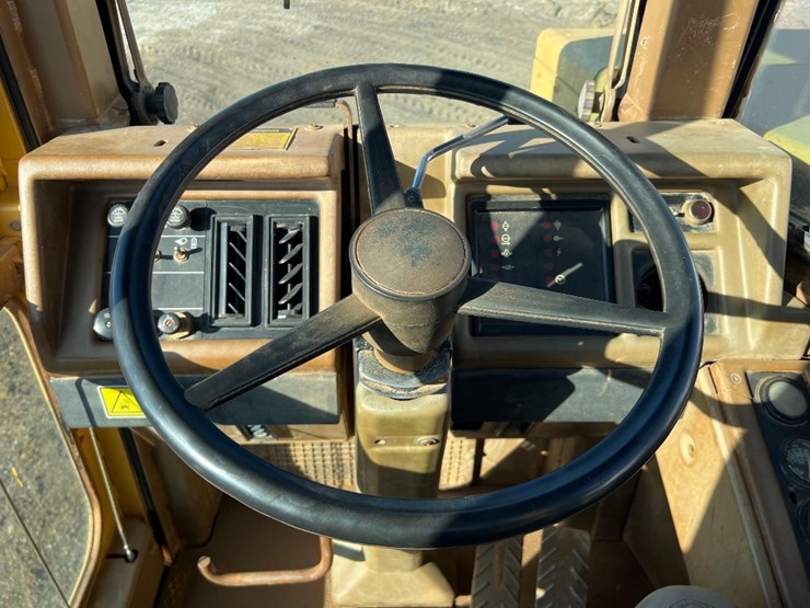 caterpillar-931e-series-ii-motor-scraper-image-35