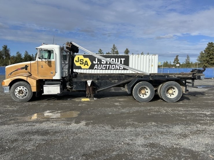 1997-peterbilt-385-image-2