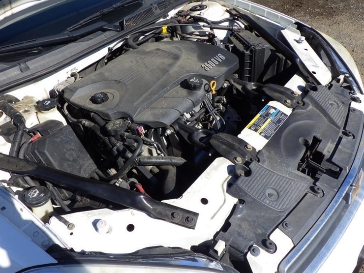 2008-chevrolet-impala-sedan-image-11