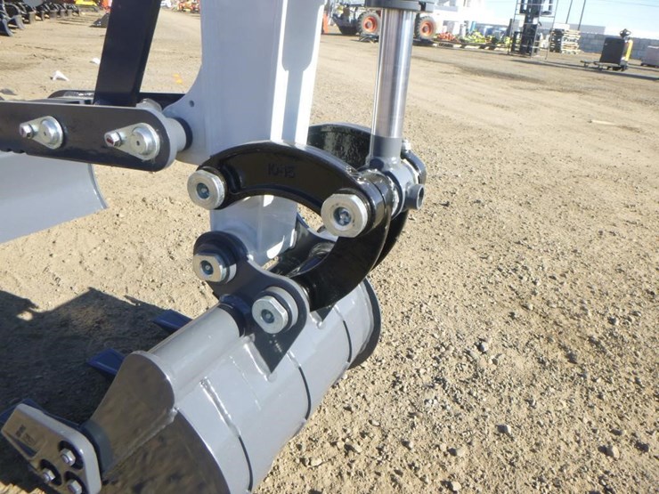 bttl-et12m-6-hydraulic-excavator-image-11