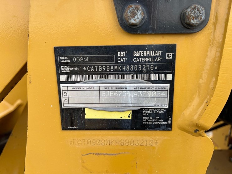 2018-caterpillar-908m-image-15