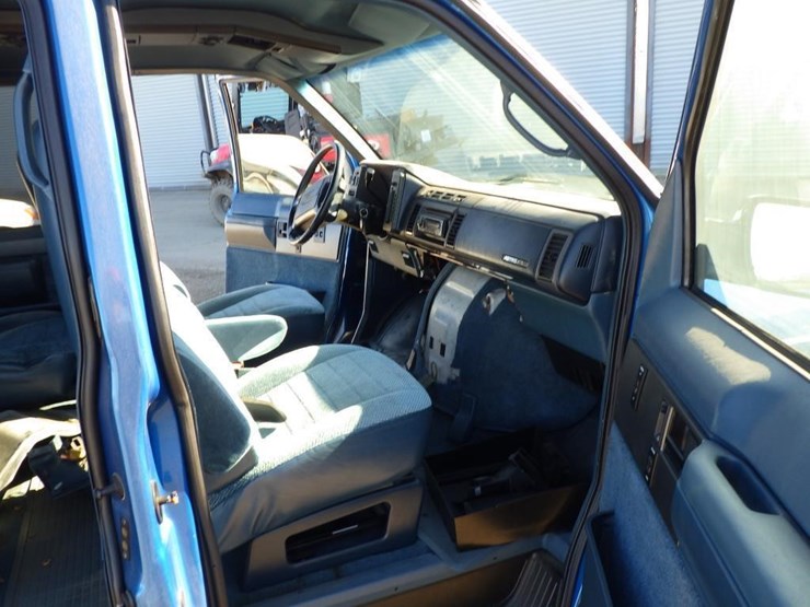 1995-chevrolet-astro-image-6