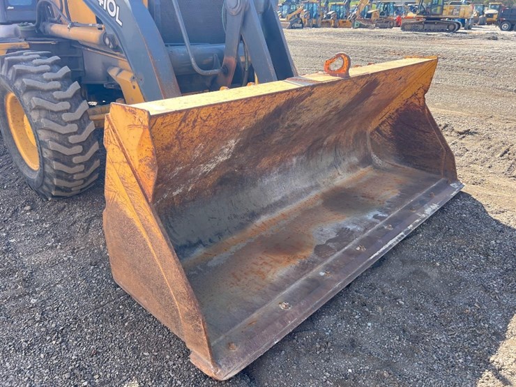 deere-410l-image-13