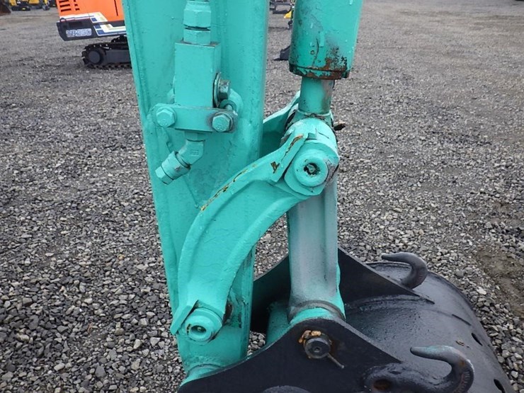 komatsu-pc35-image-21