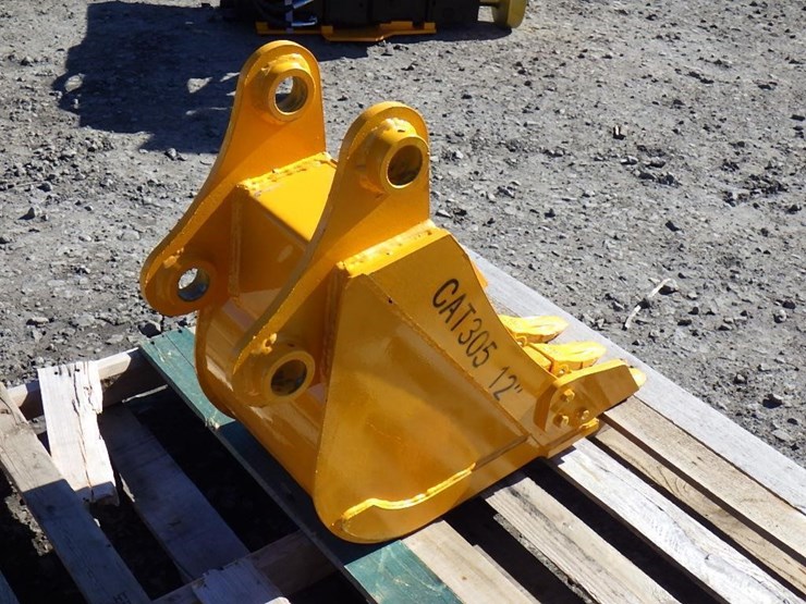 caterpillar-305-image-3