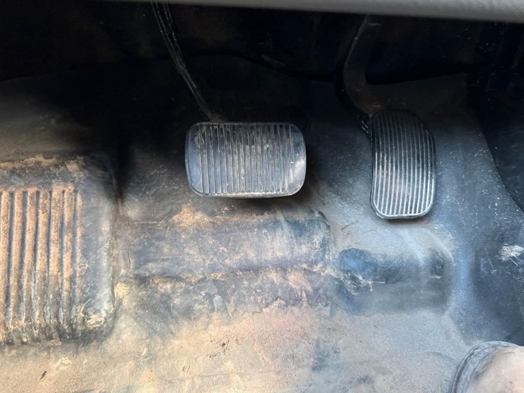 2018-ford-f150-xl-image-31