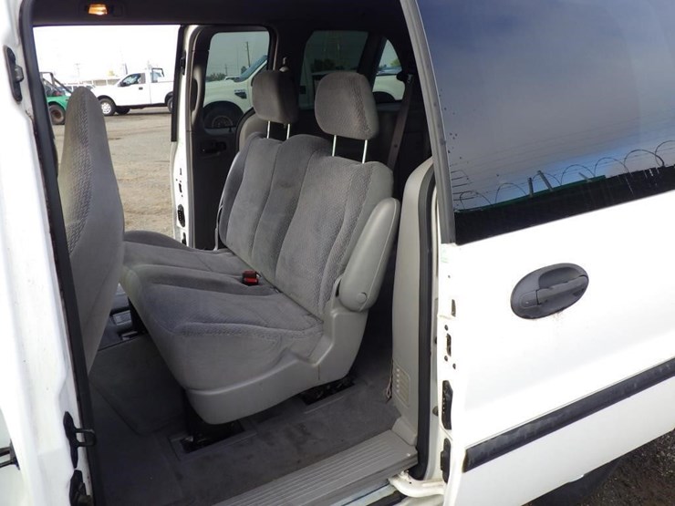 2003-ford-windstar-image-7