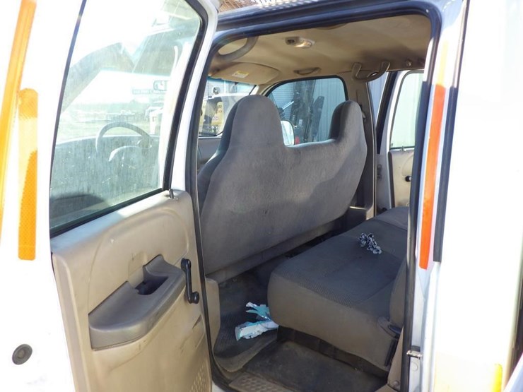 2002-ford-f450-image-7