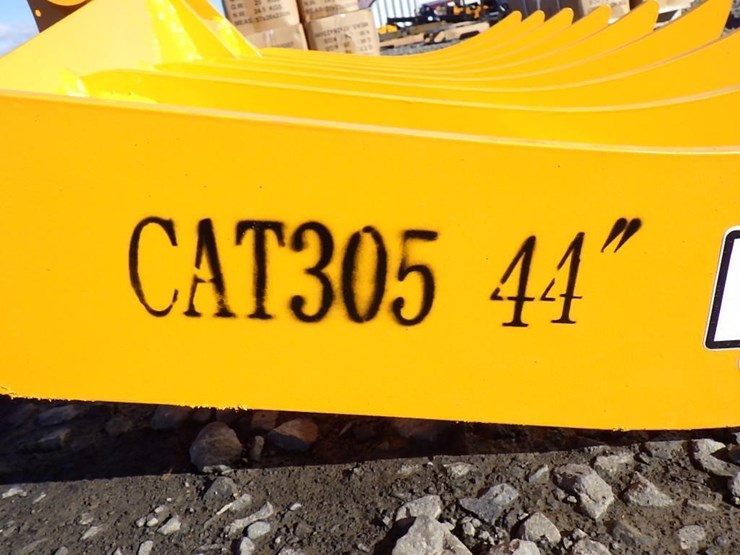 caterpillar-305-image-5