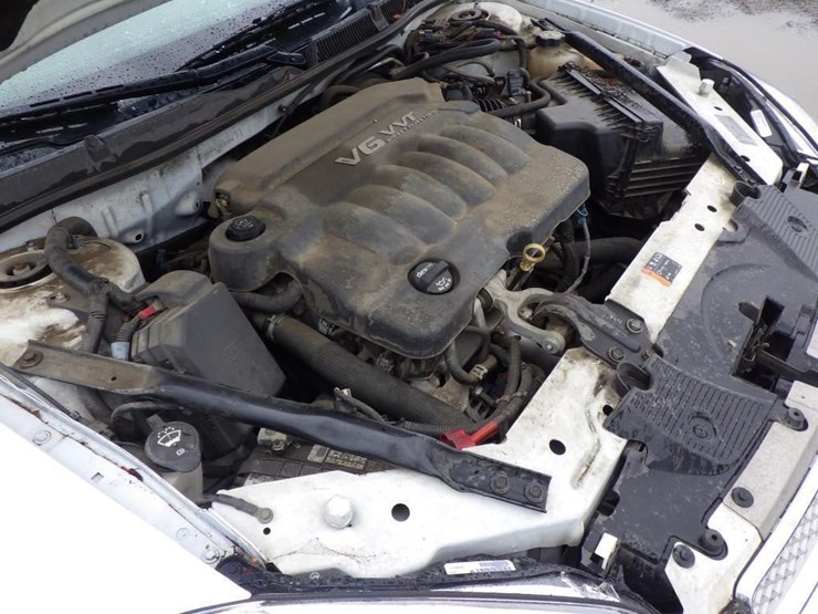 2013-chevrolet-impala-sedan-image-11