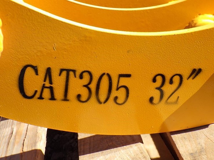 caterpillar-305-image-5