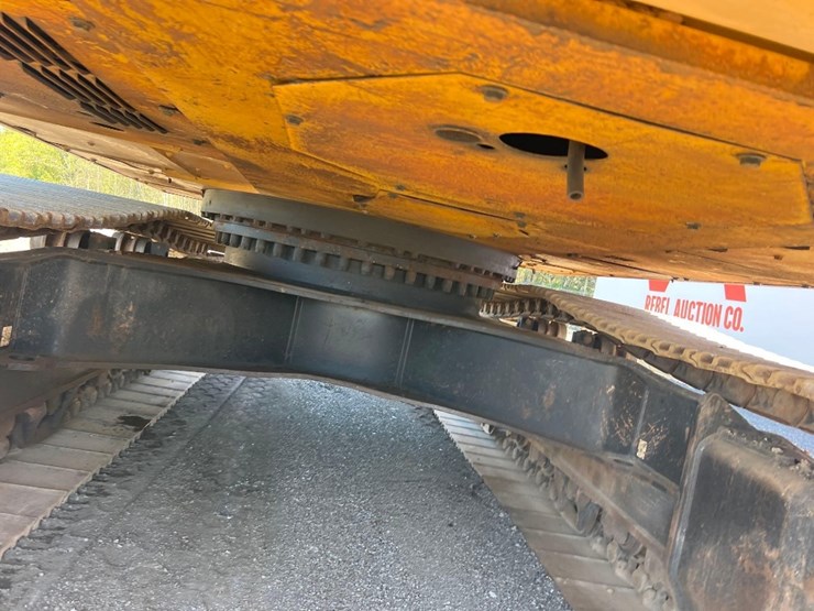 2019-caterpillar-336gc-image-27