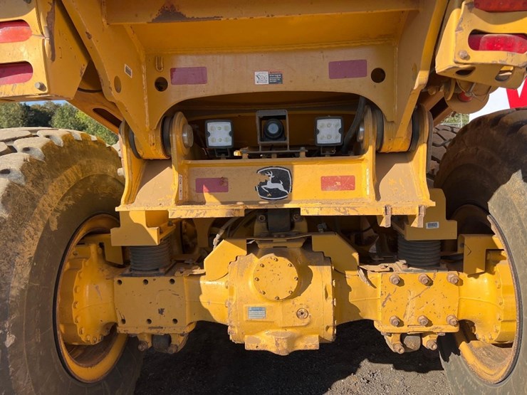 deere-260e-image-22