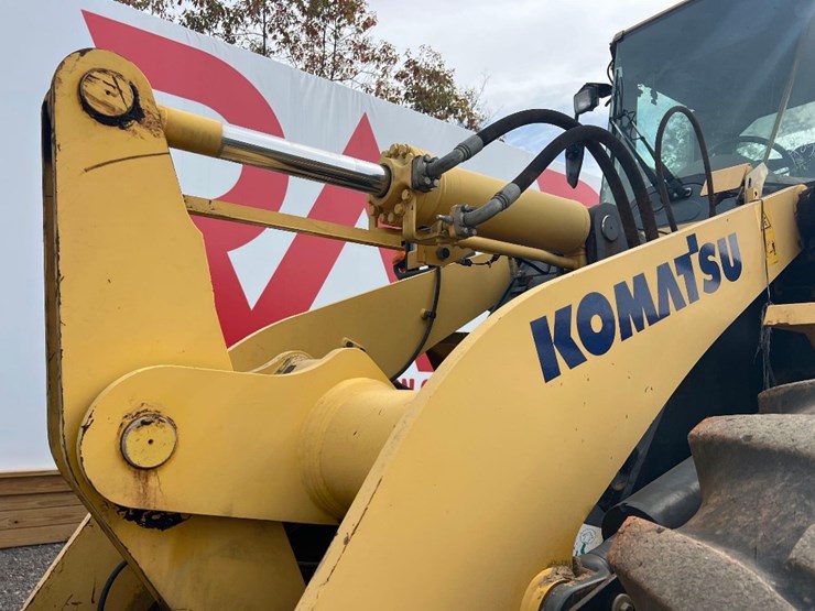 komatsu-wa250-image-11