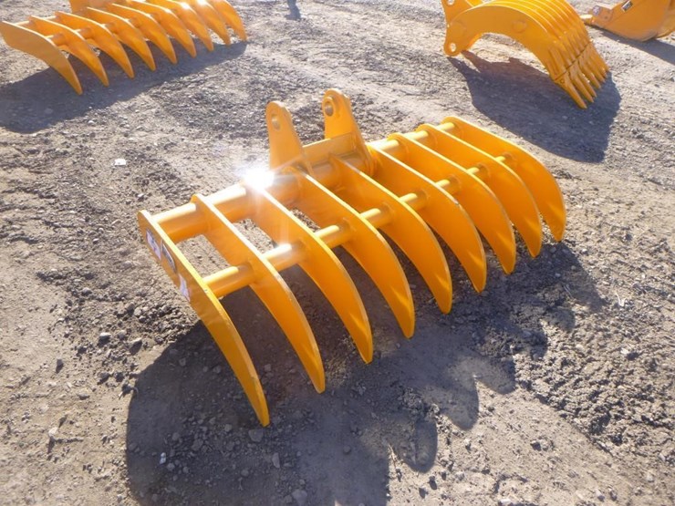 caterpillar-305-image-2