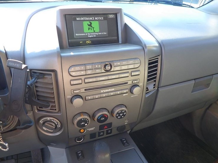2004-nissan-titan-image-25