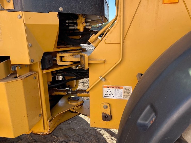 caterpillar-924g-image-24