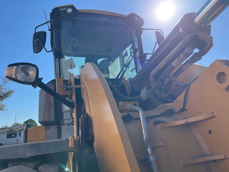 caterpillar-930m-image-24