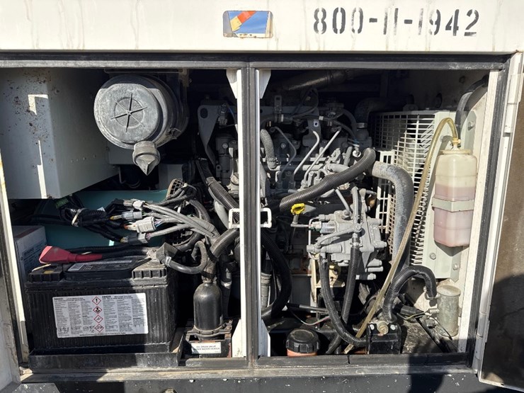 multiquip-whisperwatt-mq-power-25-generator-image-12
