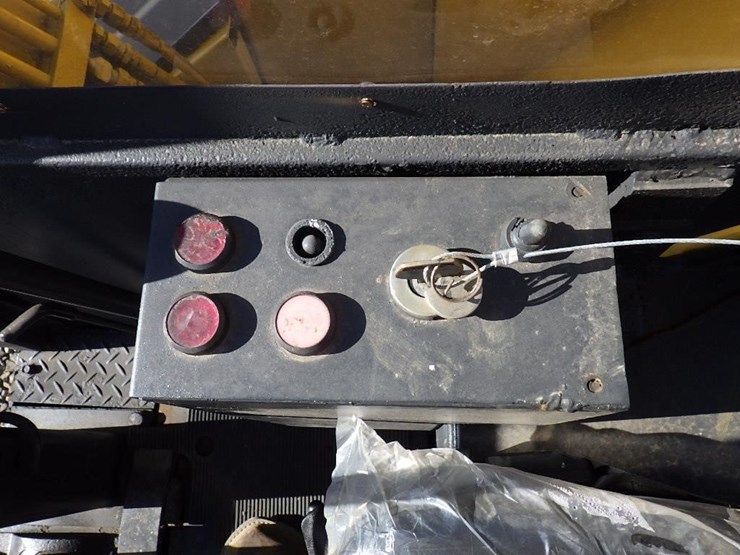 komatsu-pc28uu-image-35
