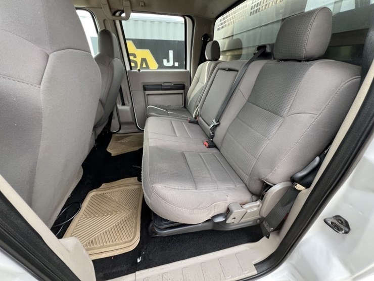 2010-ford-f350-xlt-image-21
