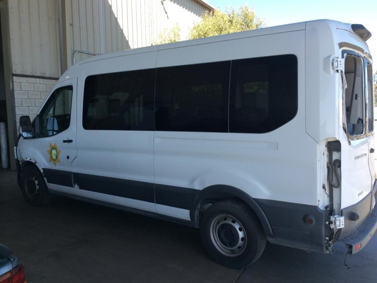 2018-ford-transit-image-2