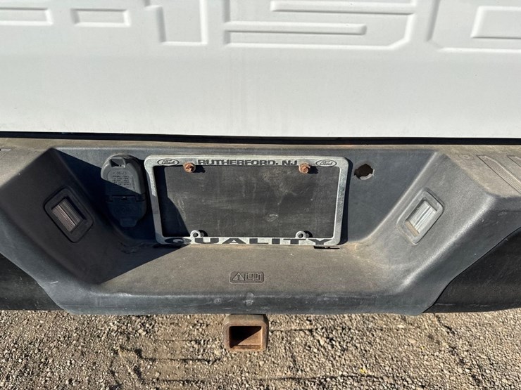 2018-ford-f150-xl-image-14