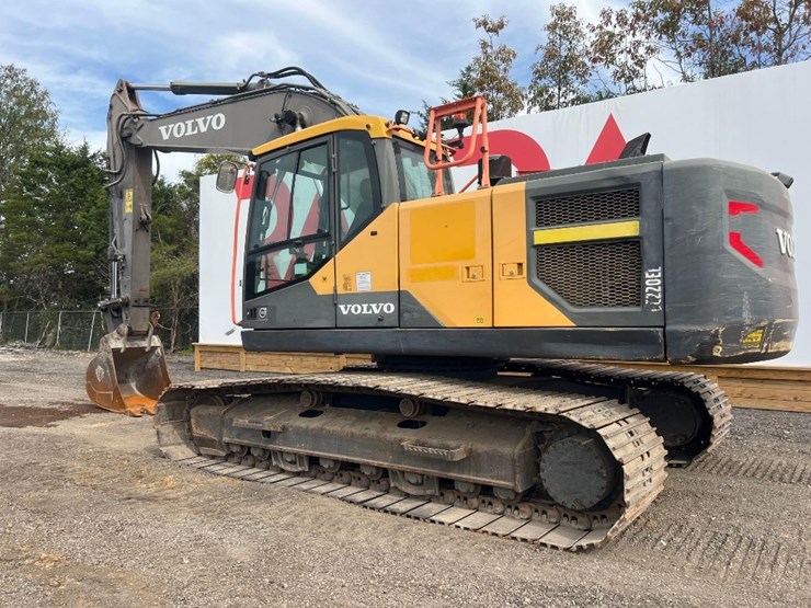 volvo-ec220el-image-2