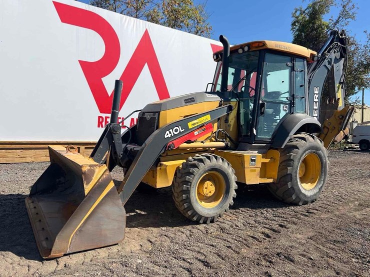 deere-410l-image-8