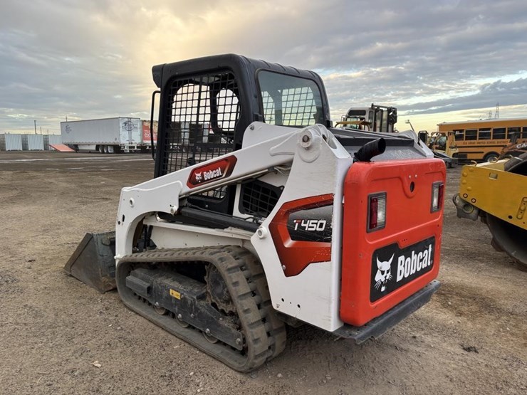 2023-bobcat-t450-image-4