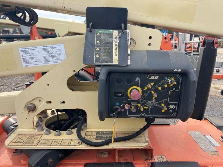2018-jlg-t350-image-22