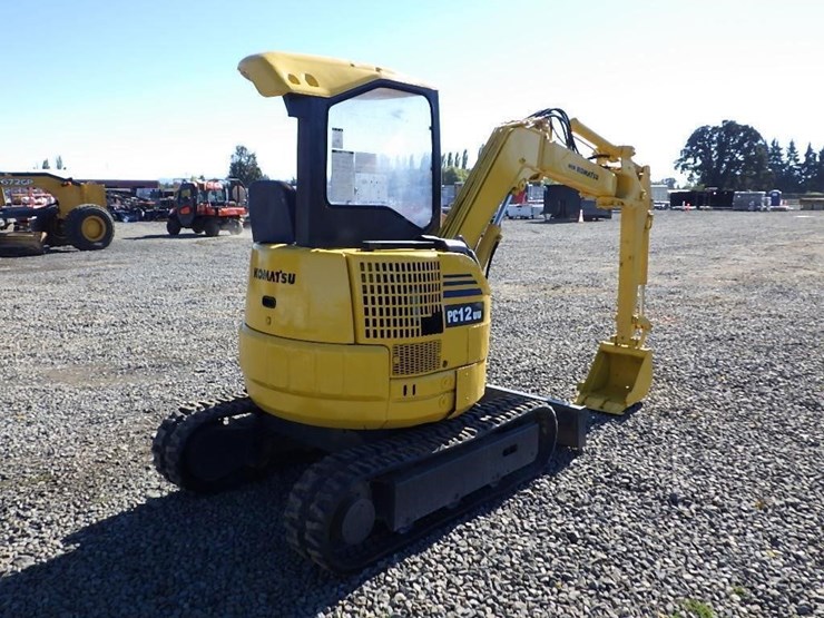 komatsu-pc12-image-4