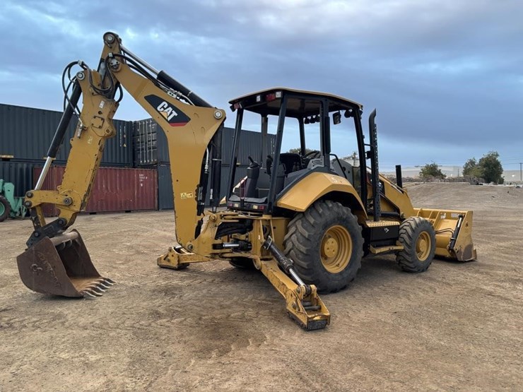caterpillar-420f2-image-3