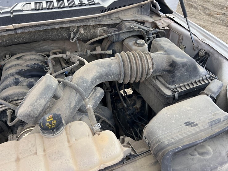 2018-ford-f150-xl-image-18