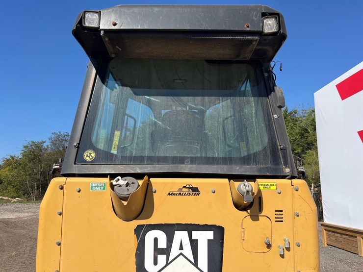 caterpillar-d4k-xl-image-24