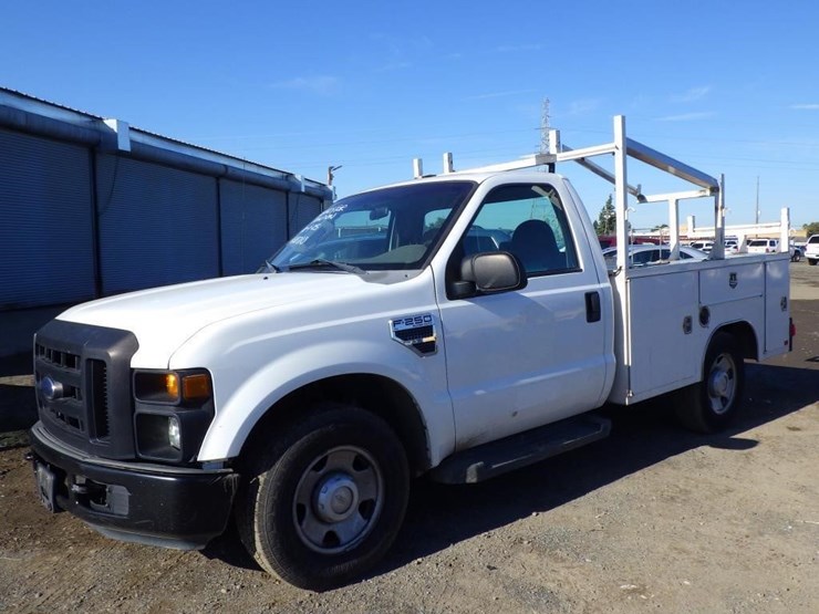 2008-ford-f250-image-1
