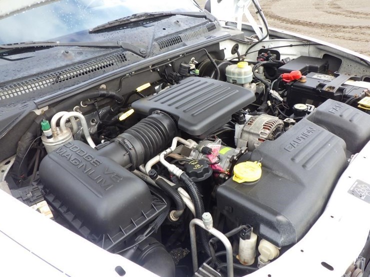 2000-dodge-dakota-image-9