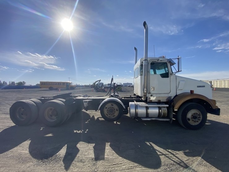 2000-kenworth-t800-image-6
