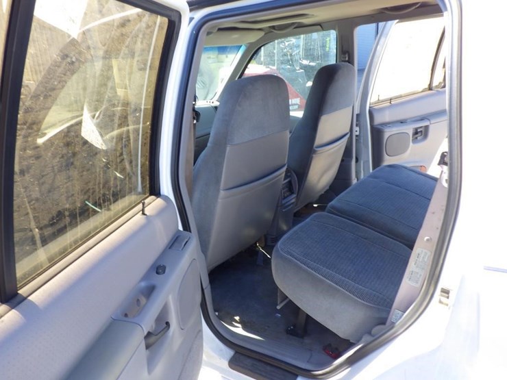1996-ford-explorer-image-7