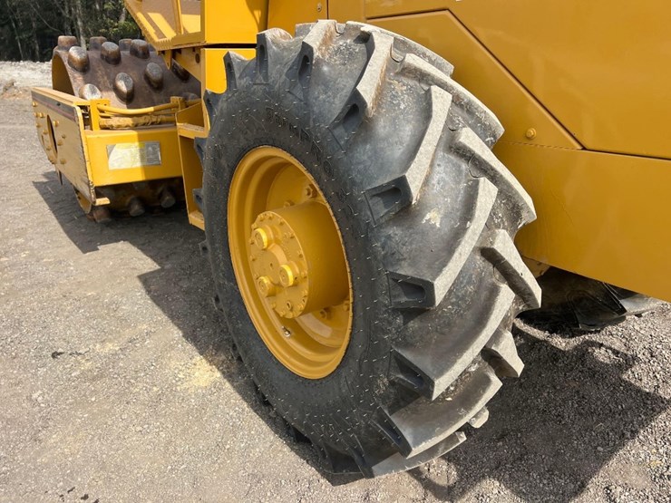 caterpillar-cp-433c-image-21