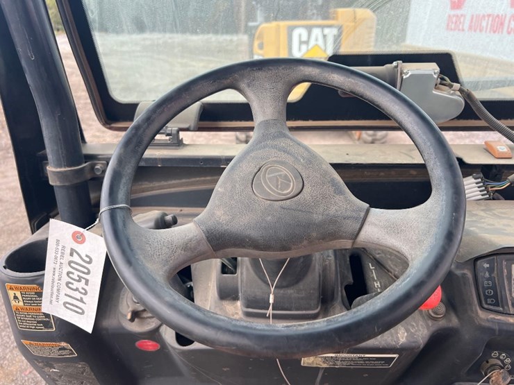 kubota-x1140-crew-rtv-image-25