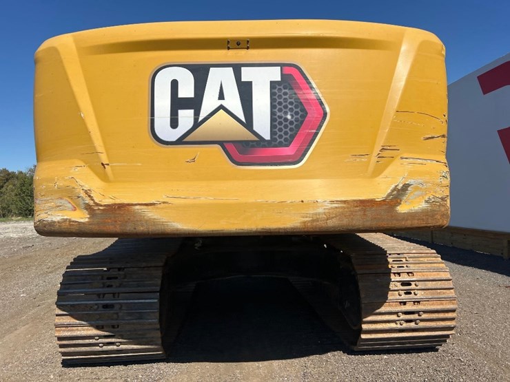 2021-caterpillar-336gc-image-3