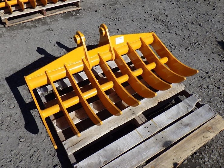 caterpillar-305-image-4