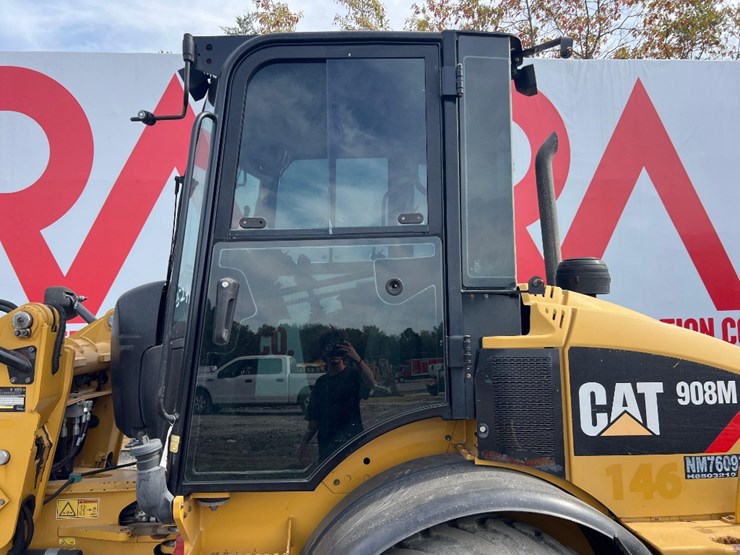 2018-caterpillar-908m-image-18