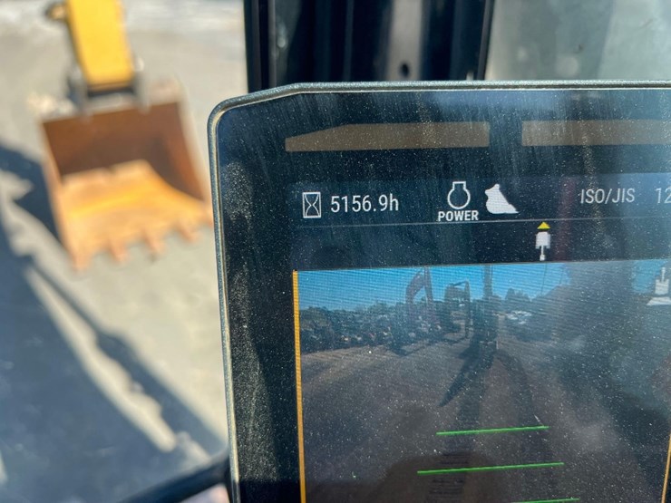 2019-caterpillar-336gc-image-37