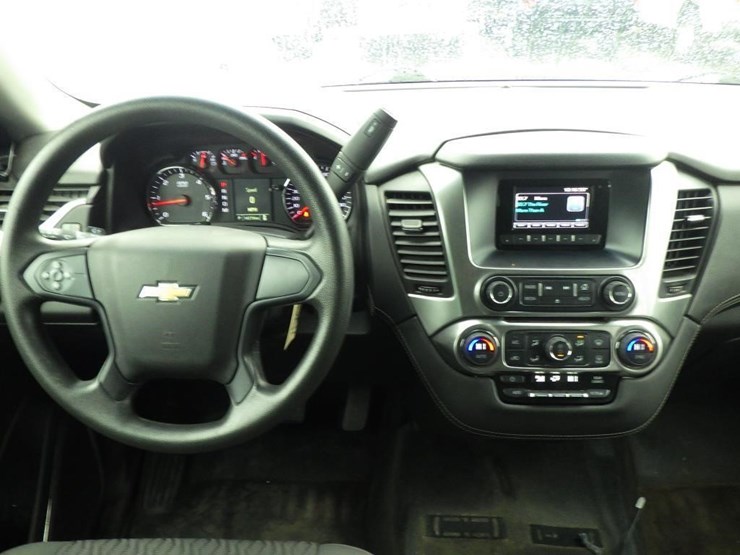 2016-chevrolet-tahoe-image-9
