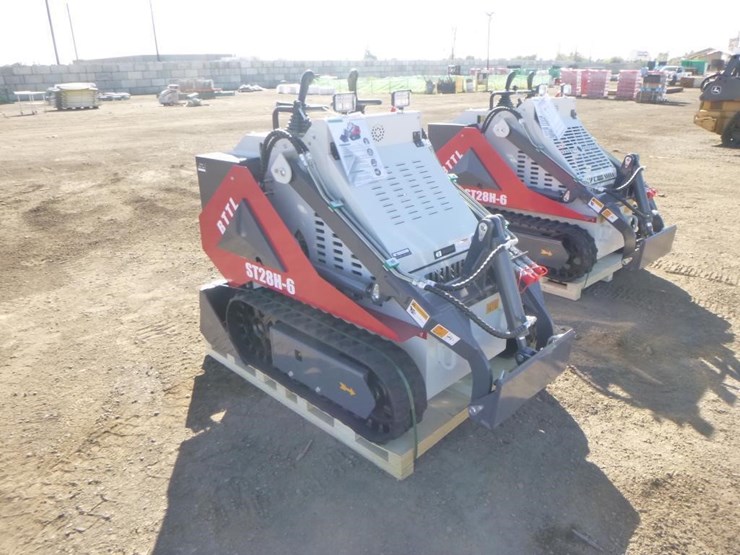 battler-st28h-6-skid-steer-track-loader-image-2