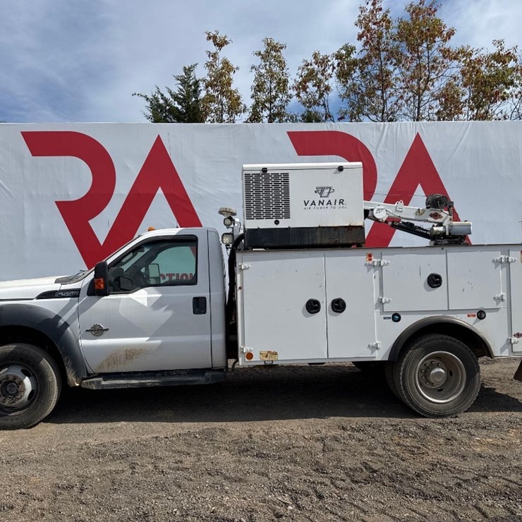 2016 FORD F550 XL